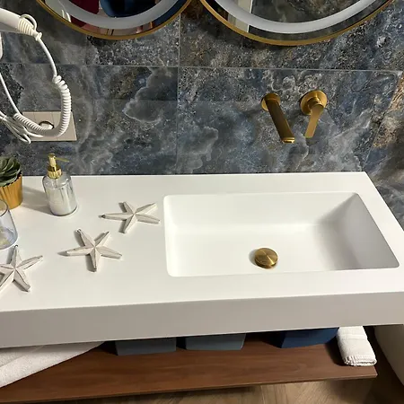 White House Luxury Apartmán *