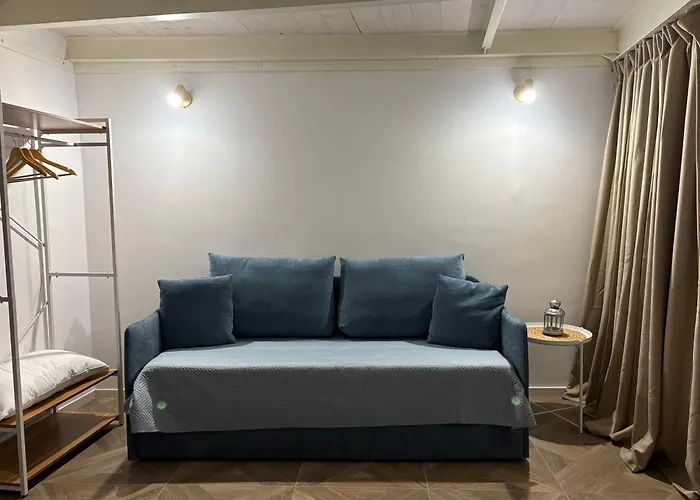 White House Luxury * Bari