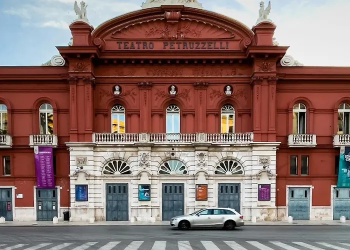 White House Luxury * Bari