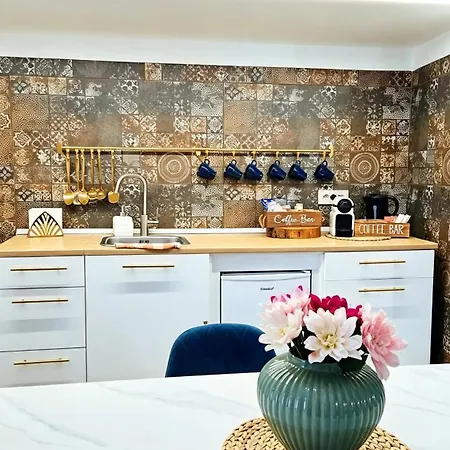 White House Luxury Apartament Bari